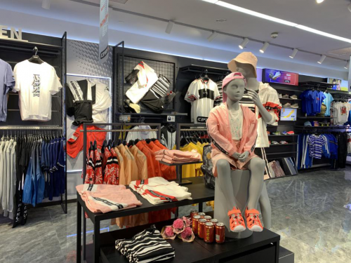 芬兰运动品牌ICEPEAK北京首家旗舰店 耀目登陆北京APM